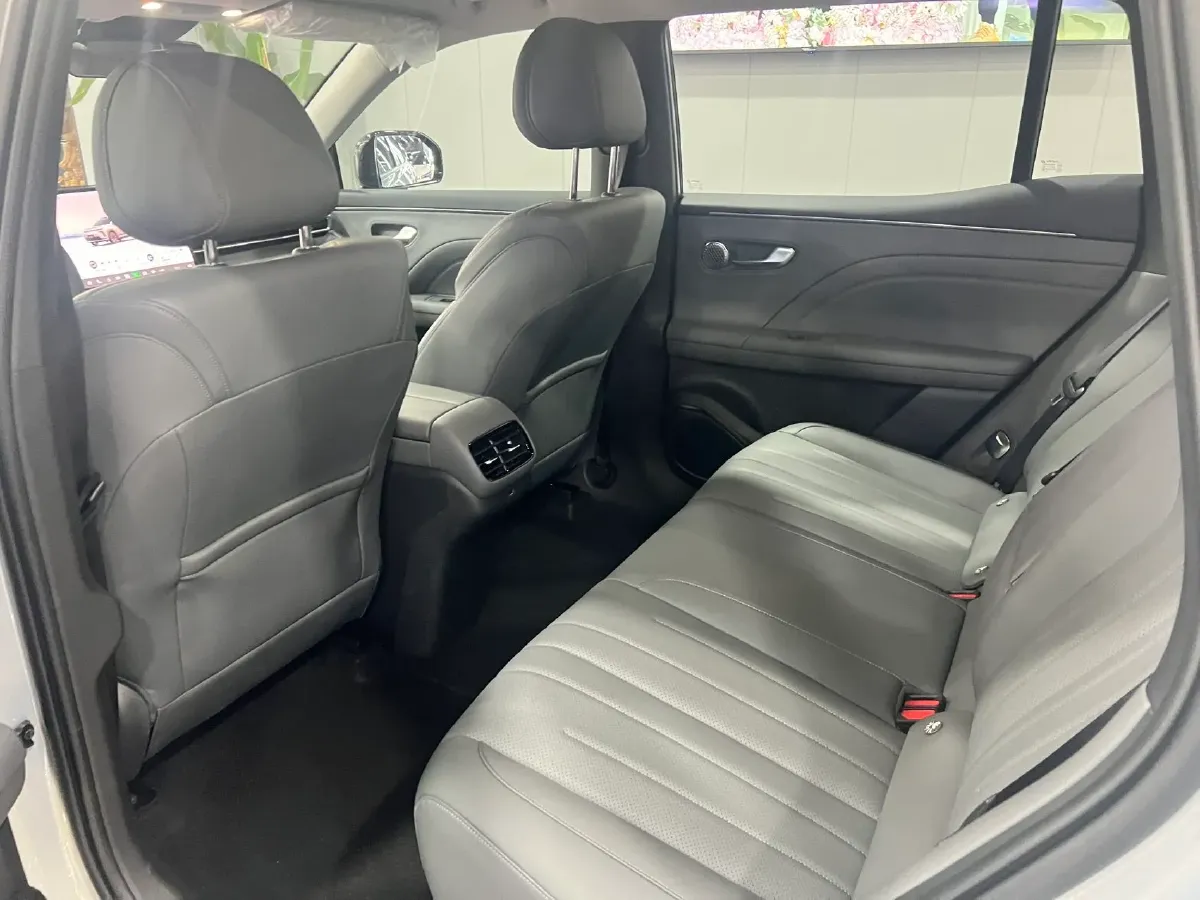 2026 Aion AION i60 REEV 101HP REEV,autocango,china used car exporter,china ev exporter,chinese used car exporter,chinese used ev exporter