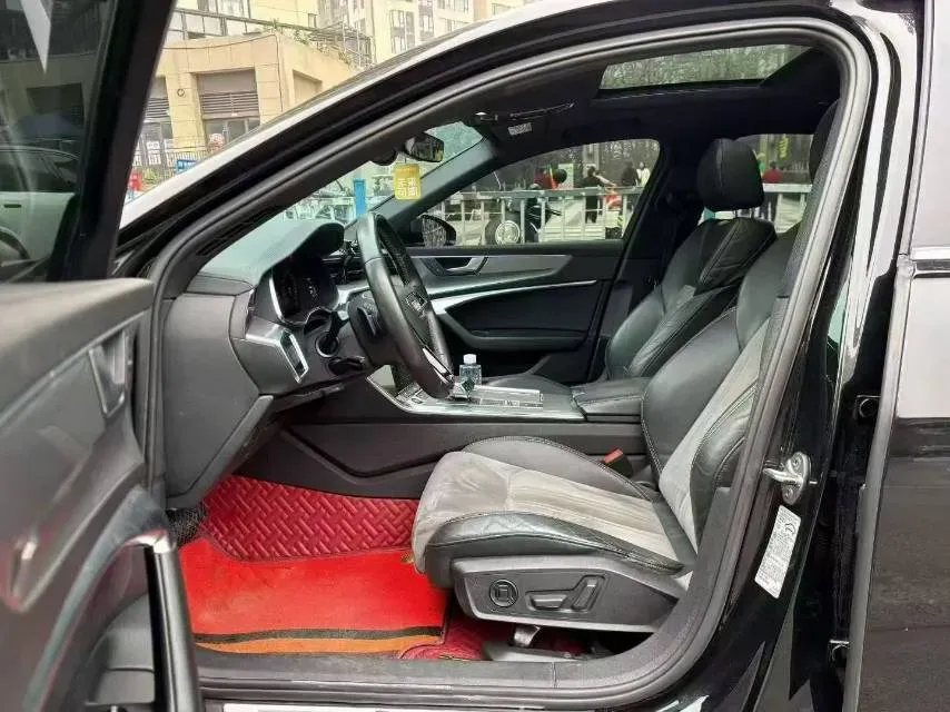 2022 Audi A6L 2.0T 224HP L4 7DCT,autocango,china used car exporter,china ev exporter,chinese used car exporter,chinese used ev exporter