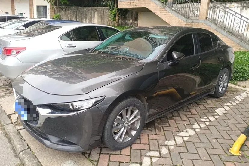 2022 Mazda 3 Axela 2.0L 158HP L4 6AT,autocango,china used car exporter,china ev exporter,chinese used car exporter,chinese used ev exporter