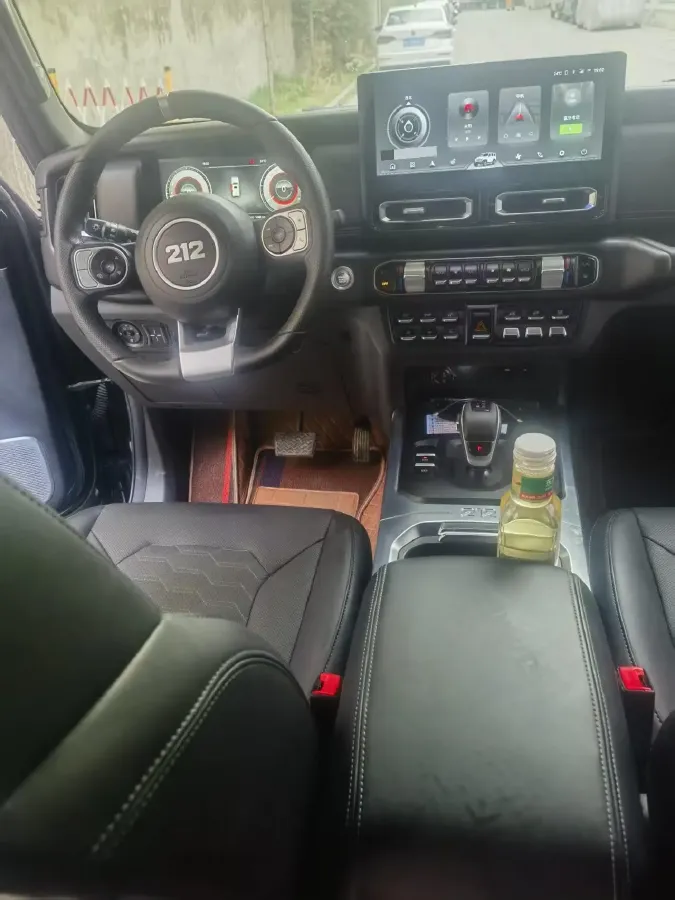 2024 212 212 T01 2.0T 252HP L4 8AT,autocango,china used car exporter,china ev exporter,chinese used car exporter,chinese used ev exporter