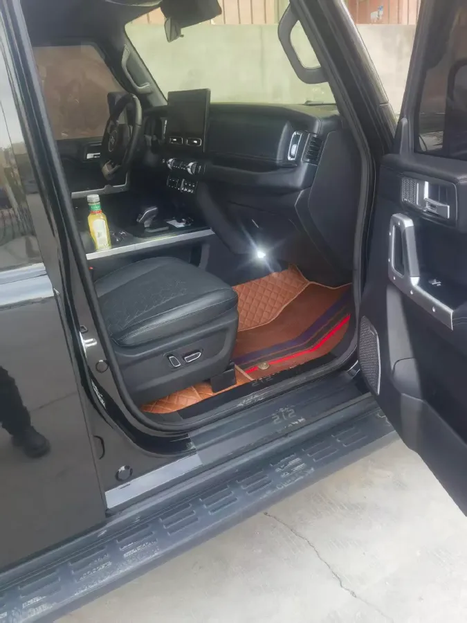 2024 212 212 T01 2.0T 252HP L4 8AT,autocango,china used car exporter,china ev exporter,chinese used car exporter,chinese used ev exporter