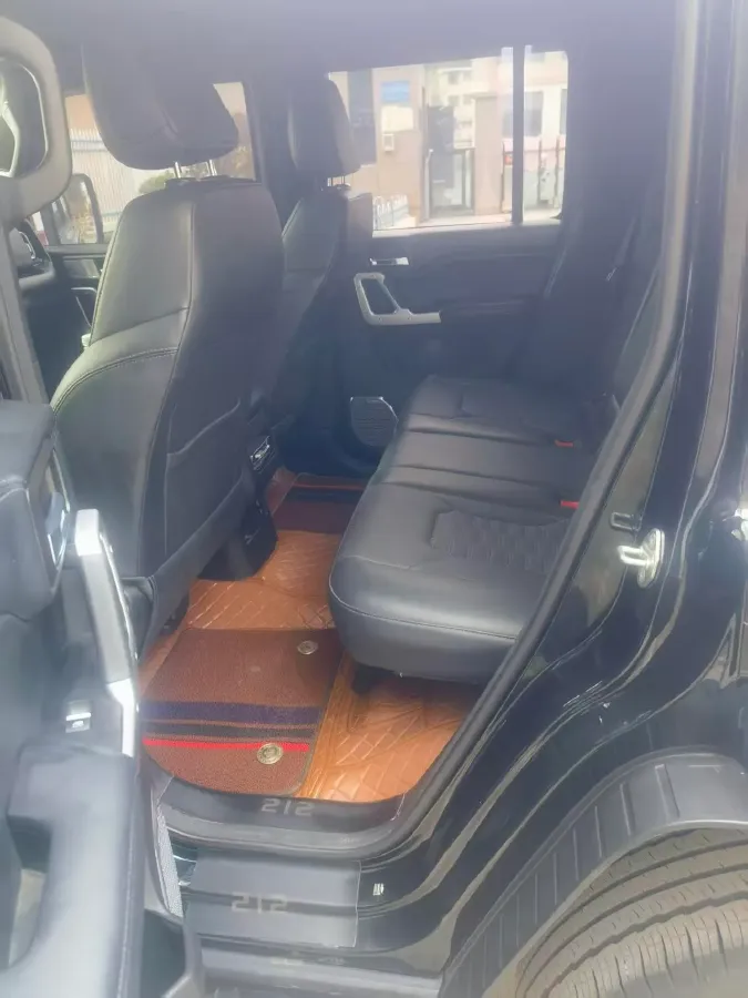 2024 212 212 T01 2.0T 252HP L4 8AT,autocango,china used car exporter,china ev exporter,chinese used car exporter,chinese used ev exporter