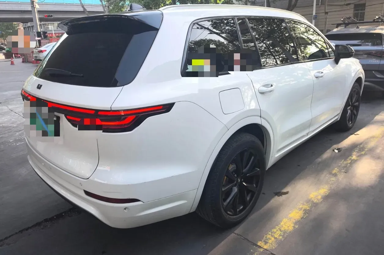 2020 Li ONE Range Extended 131HP REEV 40.5KWH,autocango,china used car exporter,china ev exporter,chinese used car exporter,chinese used ev exporter