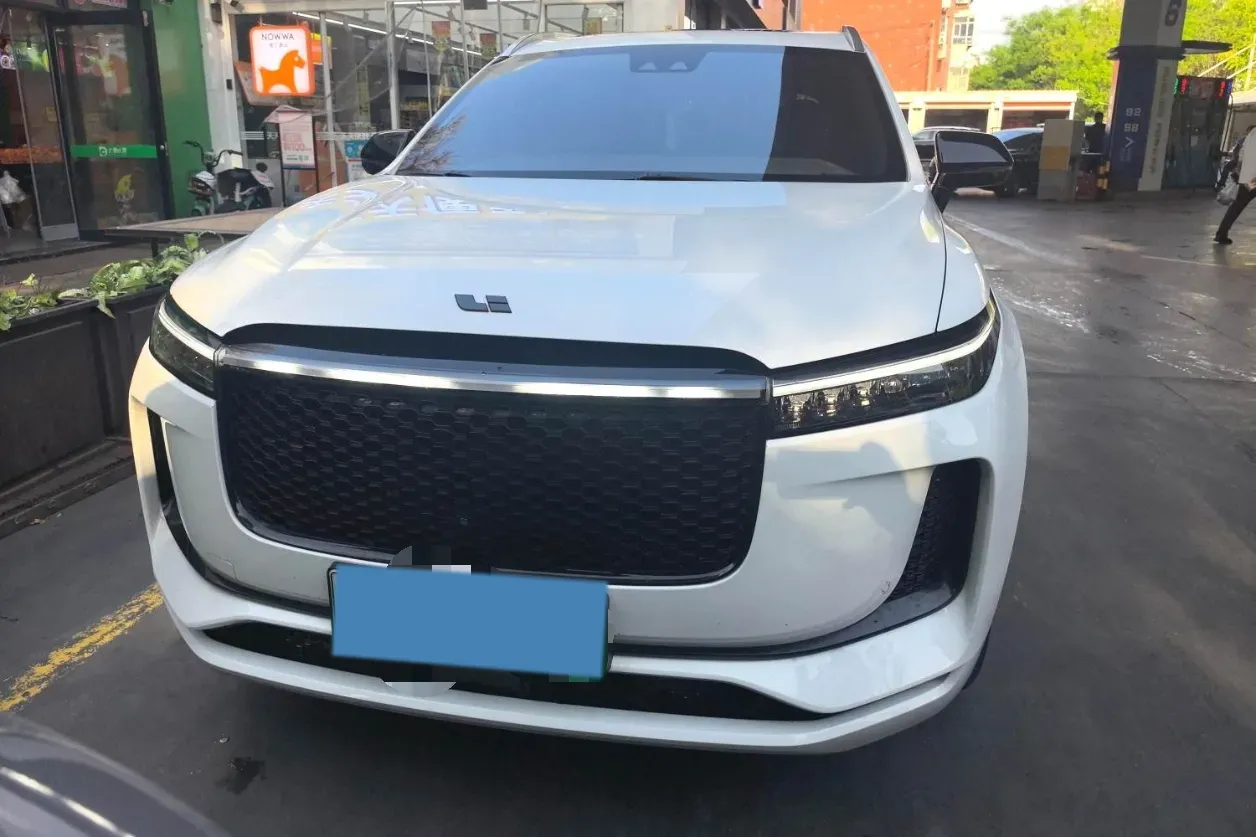 2020 Li ONE Range Extended 131HP REEV 40.5KWH,autocango,china used car exporter,china ev exporter,chinese used car exporter,chinese used ev exporter