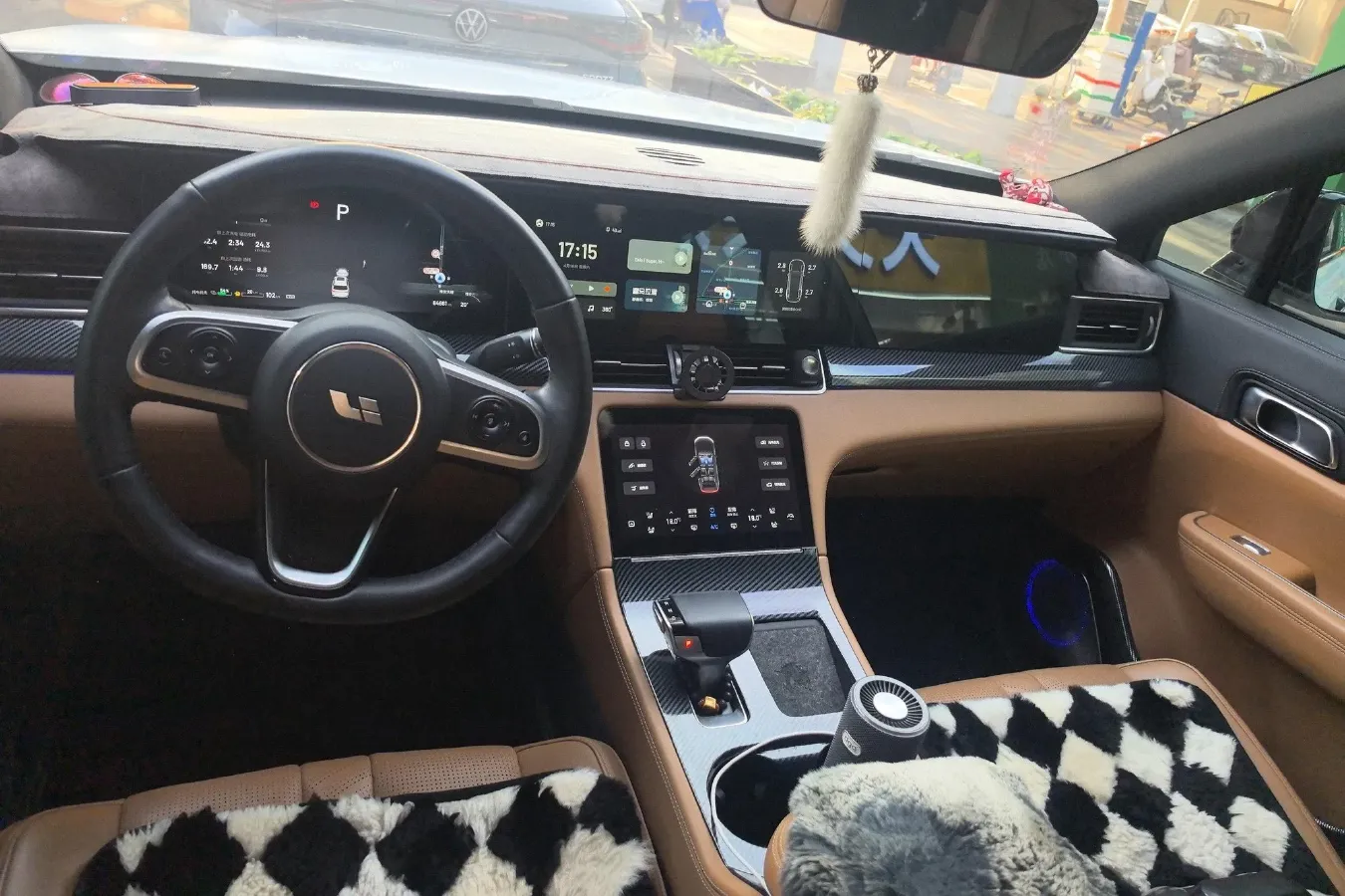 2020 Li ONE Range Extended 131HP REEV 40.5KWH,autocango,china used car exporter,china ev exporter,chinese used car exporter,chinese used ev exporter