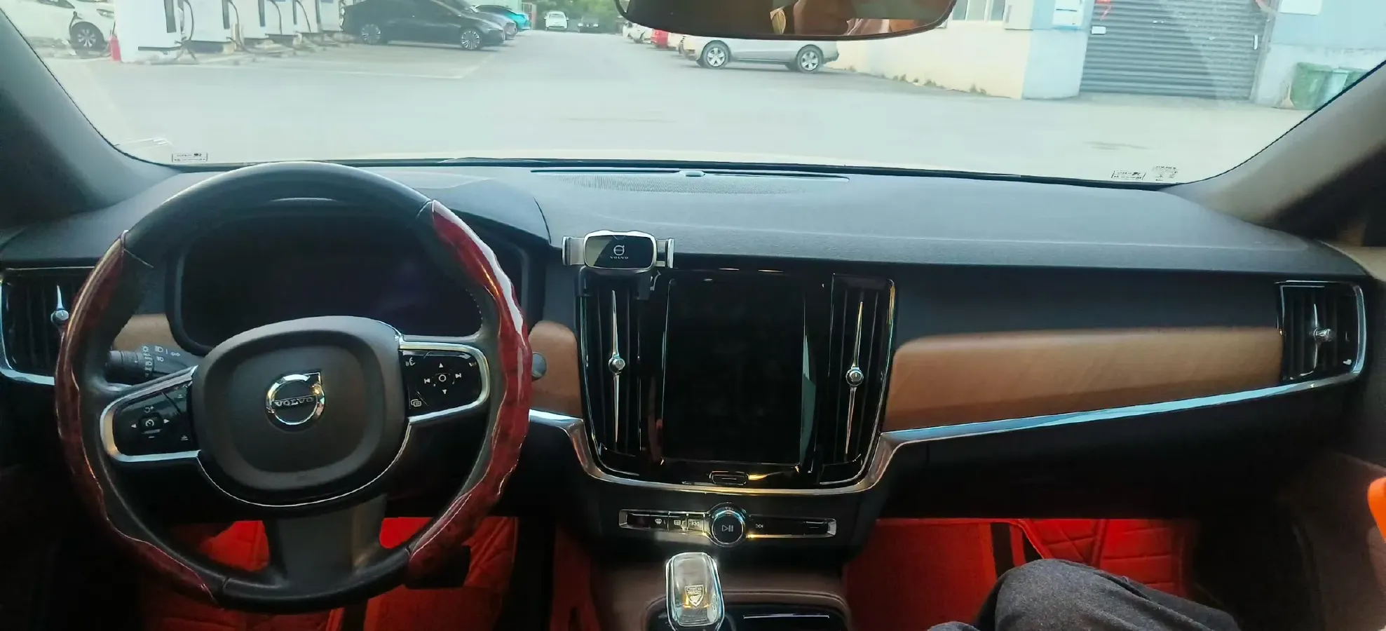 2022 Volvo S90 PHEV 2.0T 310HP L4 8AT PHEV 18.831KWH,autocango,china used car exporter,china ev exporter,chinese used car exporter,chinese used ev exporter