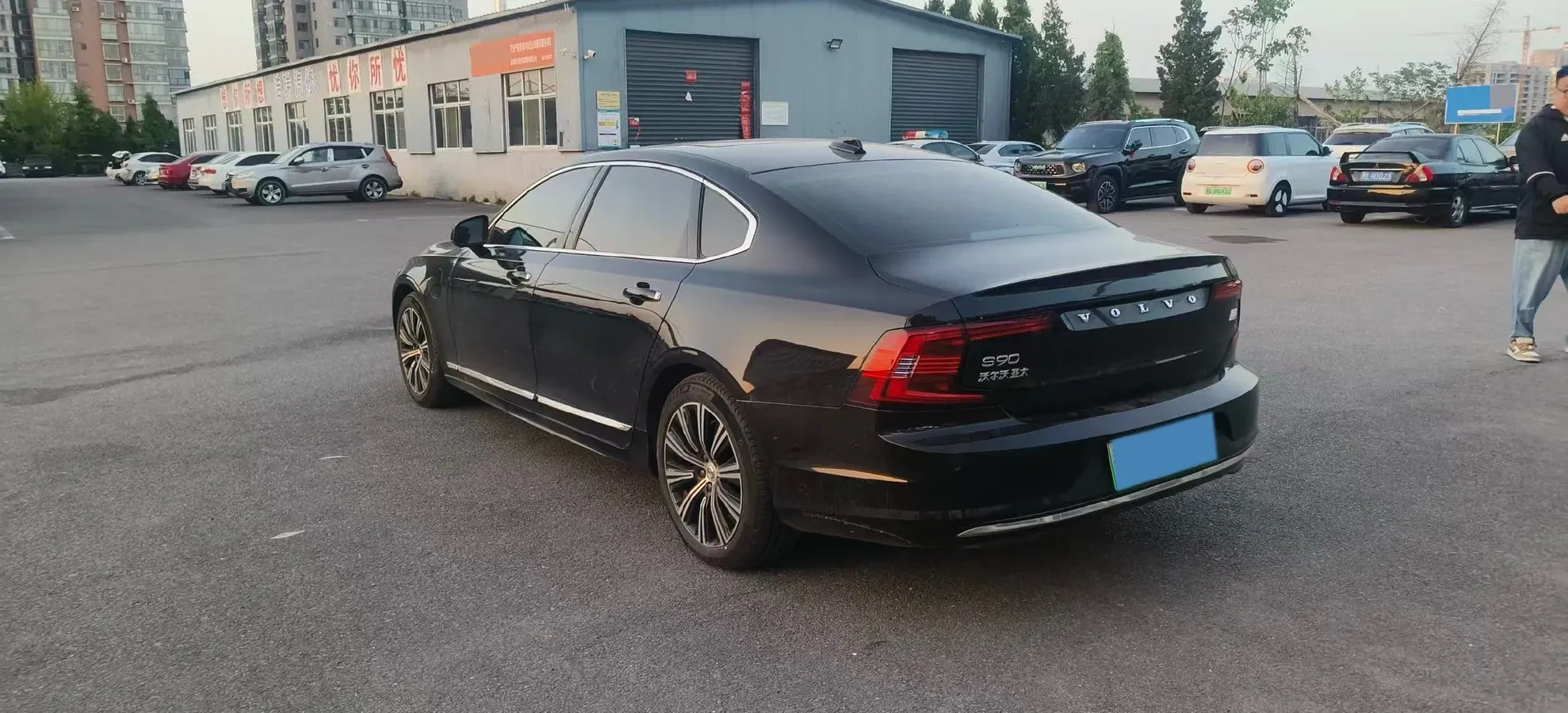 2022 Volvo S90 PHEV 2.0T 310HP L4 8AT PHEV 18.831KWH,autocango,china used car exporter,china ev exporter,chinese used car exporter,chinese used ev exporter