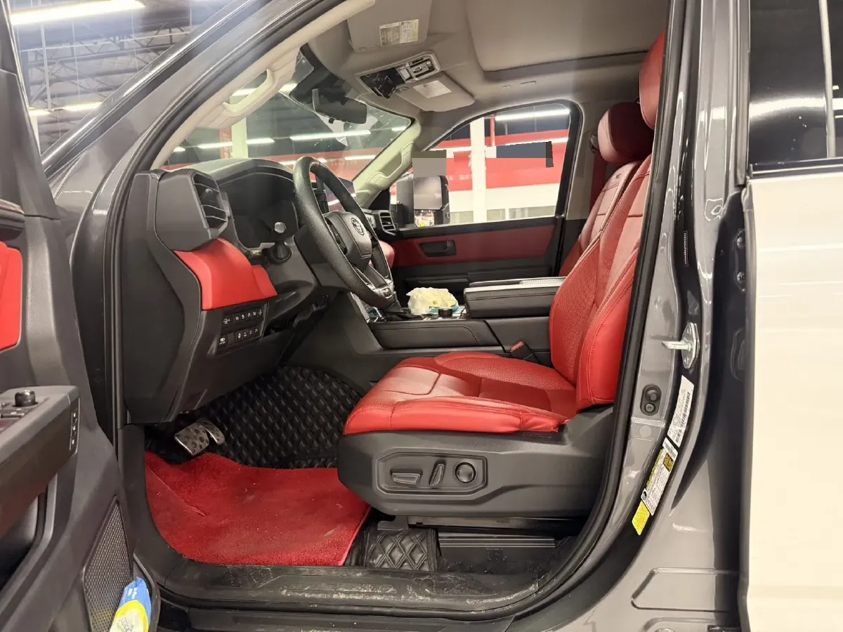 2023 HongQi H5 1.8T 197HP L4 8AT,autocango,china used car exporter,china ev exporter,chinese used car exporter,chinese used ev exporter