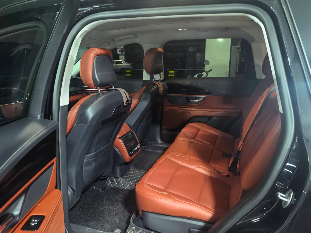 2025 Lincoln Nautilus 2.0T 282HP L4 E-CVT Hybrid,autocango,china used car exporter,china ev exporter,chinese used car exporter,chinese used ev exporter