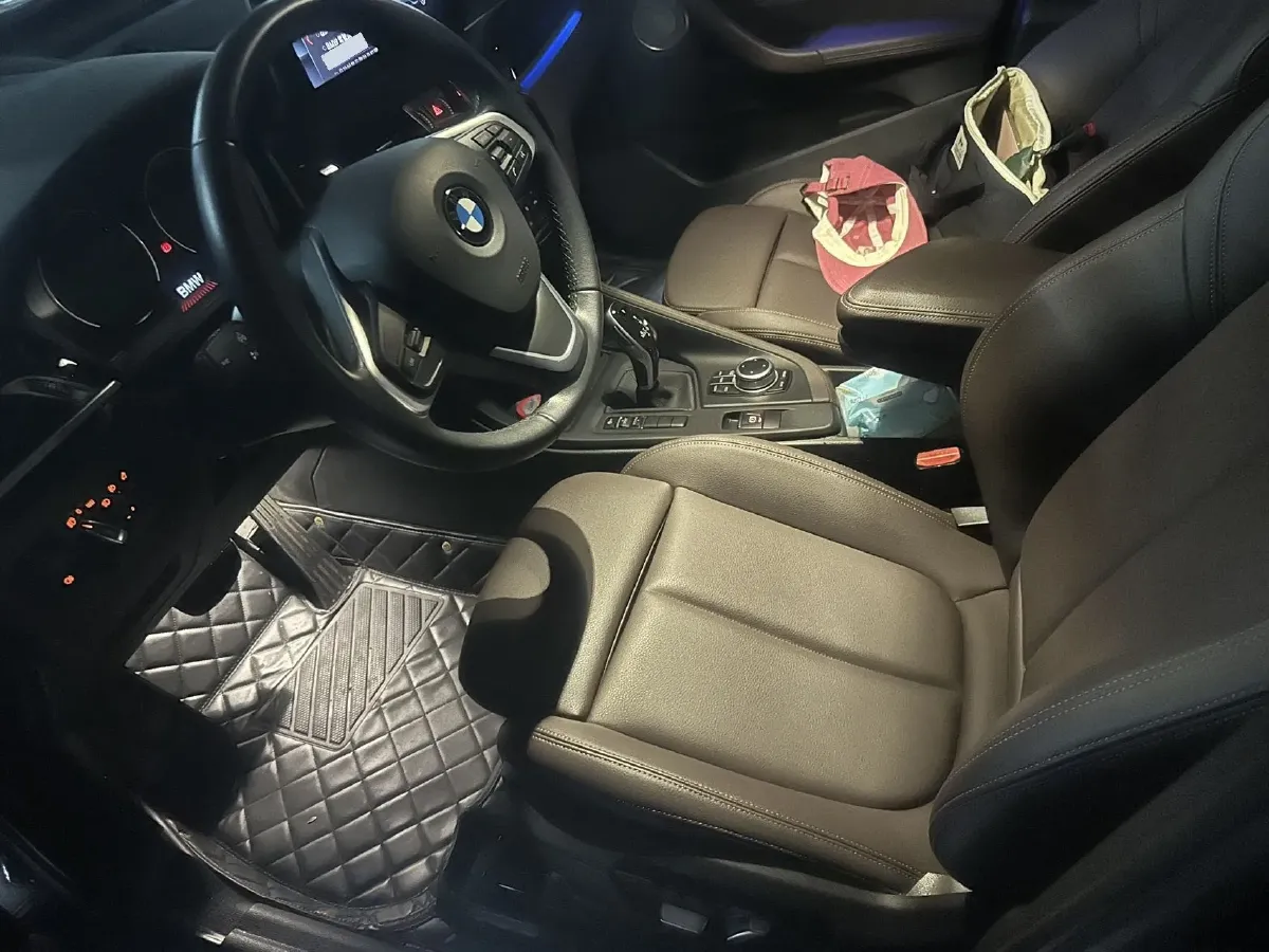 2021 BMW X1 1.5T 140HP L3 7DCT,autocango,china used car exporter,china ev exporter,chinese used car exporter,chinese used ev exporter