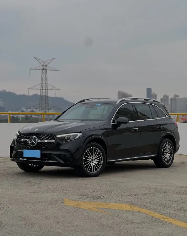 2024 Mercedes-Benz GLC Class 2.0T 258HP L4 9AT,autocango,china used car exporter,china ev exporter,chinese used car exporter,chinese used ev exporter