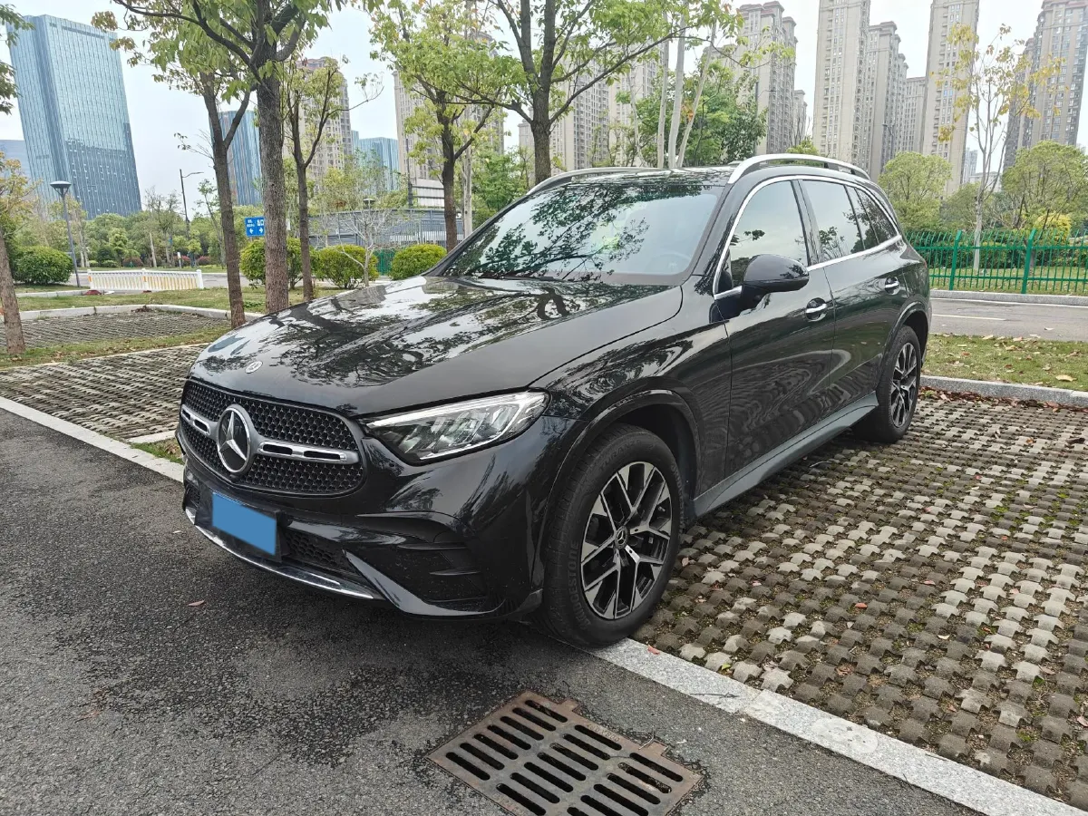 2023 Mercedes-Benz GLC Class 2.0T 204HP L4 9AT,autocango,china used car exporter,china ev exporter,chinese used car exporter,chinese used ev exporter