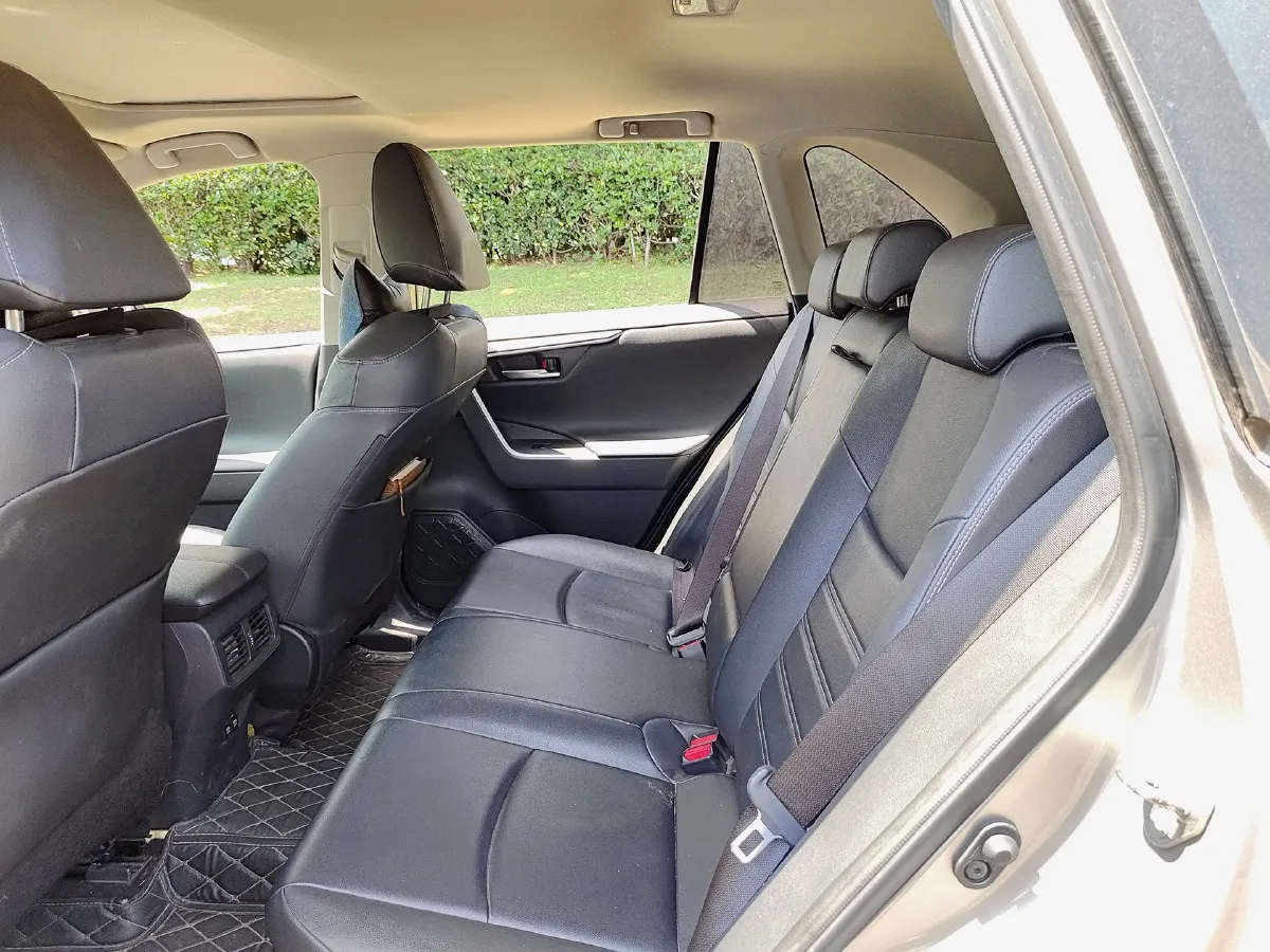 2020 Toyota RAV4 2.5L 178HP L4 E-CVT Hybrid,autocango,china used car exporter,china ev exporter,chinese used car exporter,chinese used ev exporter