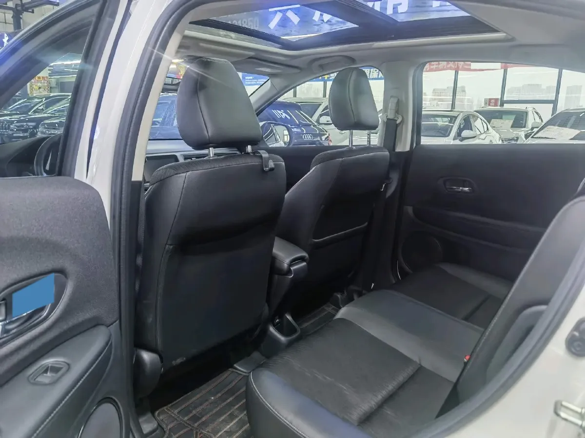 2022 Honda Vezel 1.5L 131HP L4 CVT,autocango,china used car exporter,china ev exporter,chinese used car exporter,chinese used ev exporter