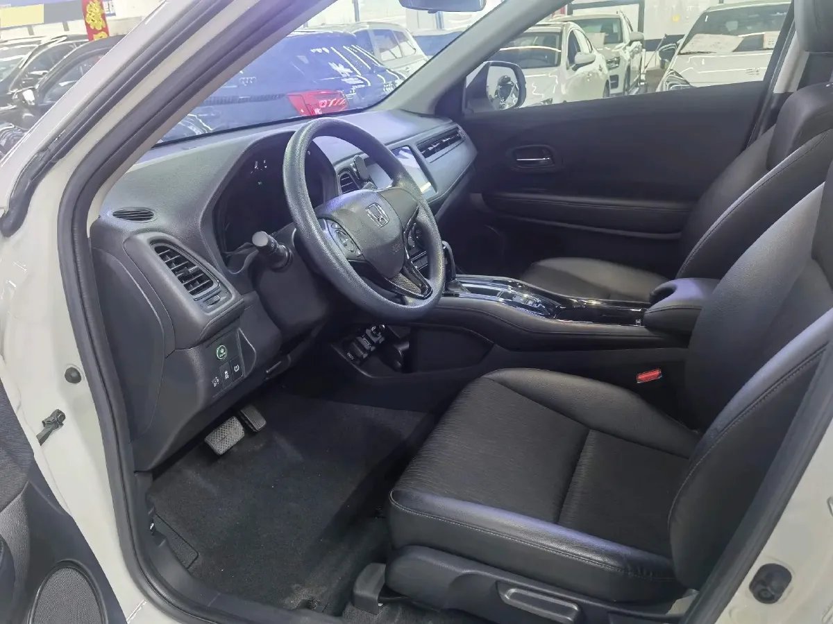 2022 Honda Vezel 1.5L 131HP L4 CVT,autocango,china used car exporter,china ev exporter,chinese used car exporter,chinese used ev exporter