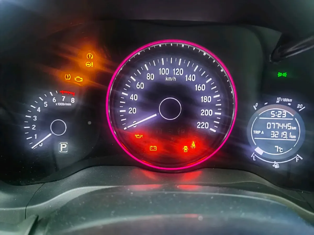 2022 Honda Vezel 1.5L 131HP L4 CVT,autocango,china used car exporter,china ev exporter,chinese used car exporter,chinese used ev exporter