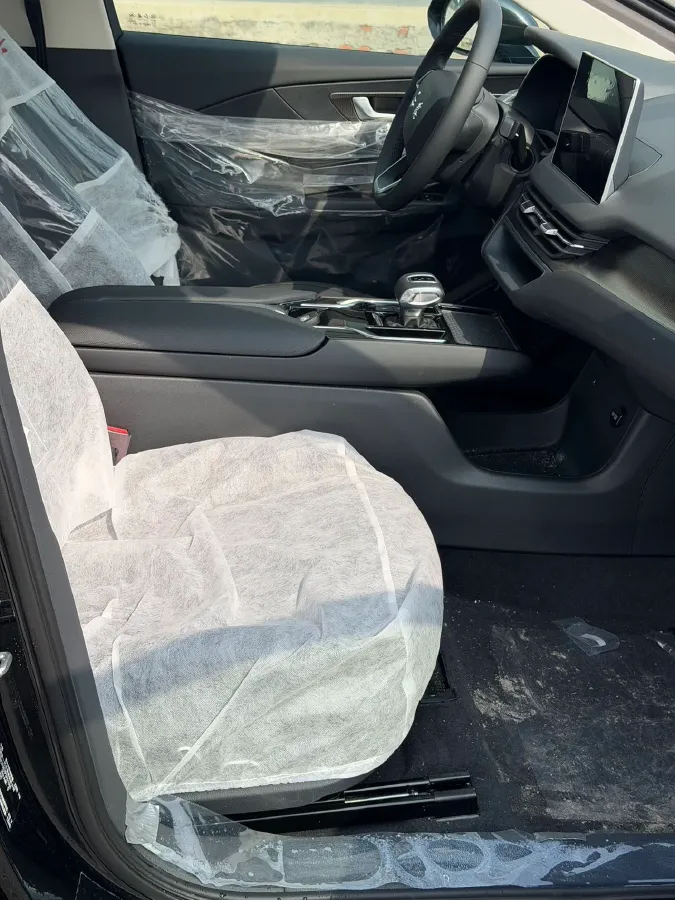 2022 HongQi E-QM5 BEV 54KWH,autocango,china used car exporter,china ev exporter,chinese used car exporter,chinese used ev exporter