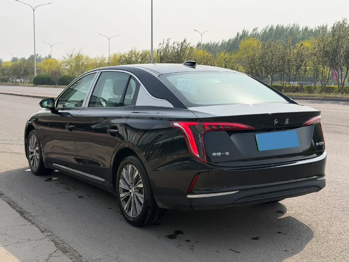 2022 HongQi E-QM5 BEV 54KWH,autocango,china used car exporter,china ev exporter,chinese used car exporter,chinese used ev exporter