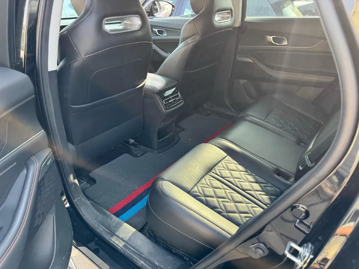 2022 Bestune T99 2.0T 224HP L4 6AT,autocango,china used car exporter,china ev exporter,chinese used car exporter,chinese used ev exporter