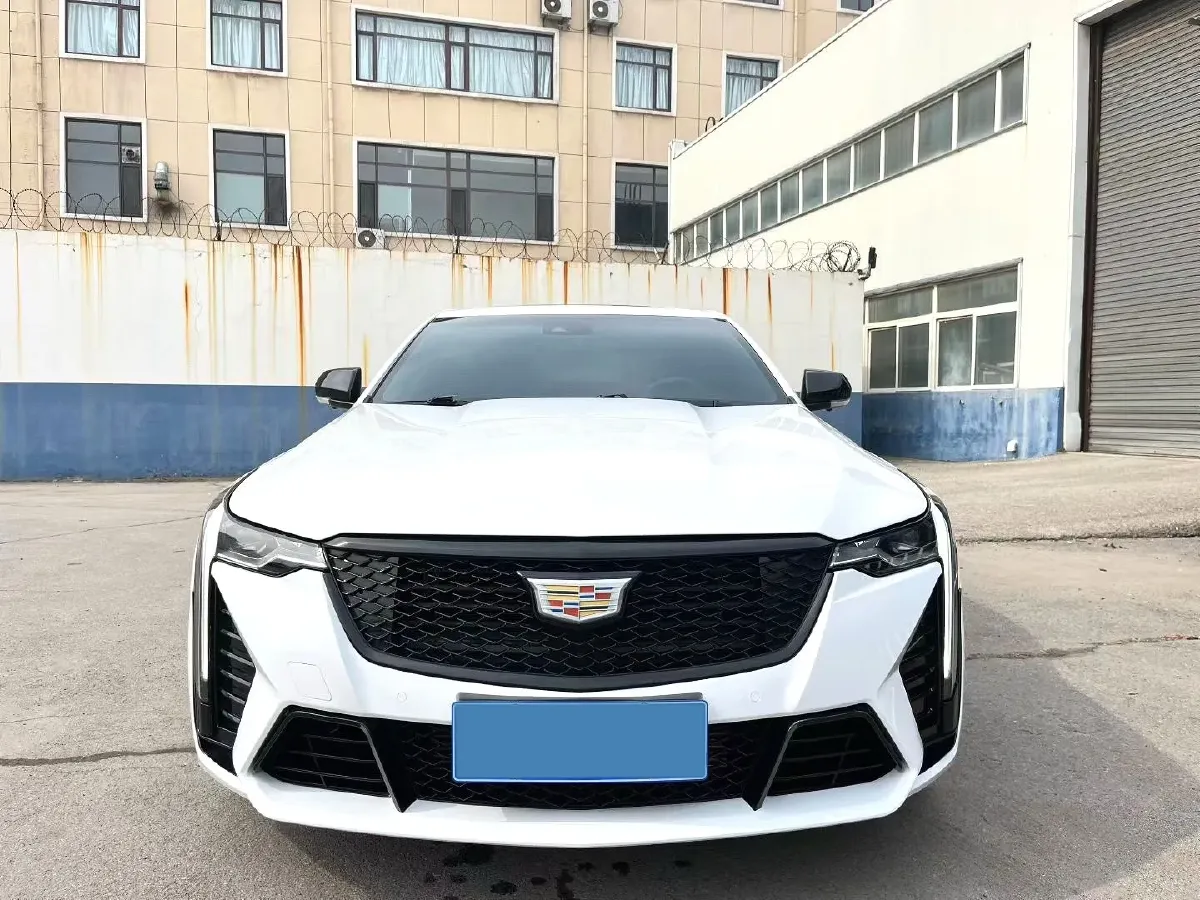2021 Cadillac CT4 2.0T 237HP L4 8AT,autocango,china used car exporter,china ev exporter,chinese used car exporter,chinese used ev exporter