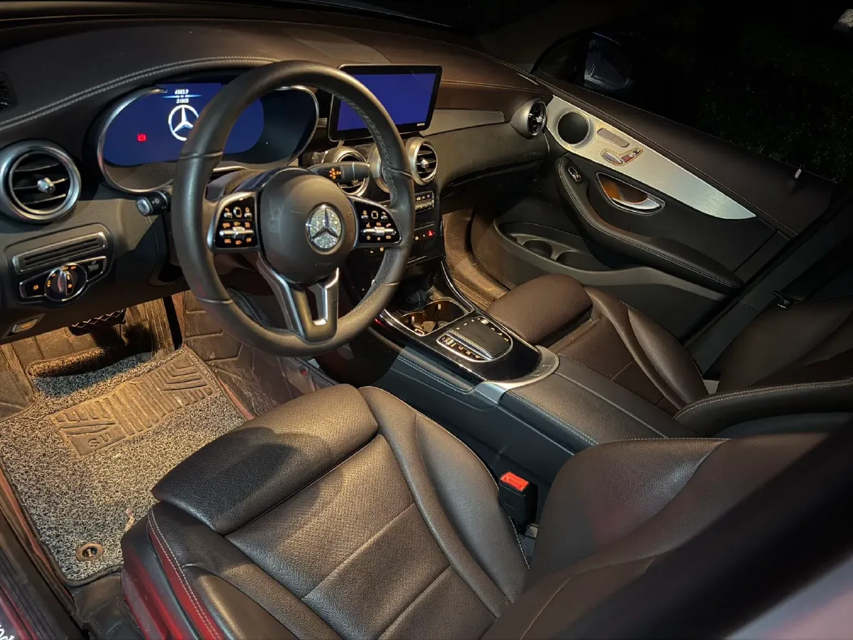 2021 Mercedes-Benz GLC Class 2.0T 197HP L4 9AT,autocango,china used car exporter,china ev exporter,chinese used car exporter,chinese used ev exporter