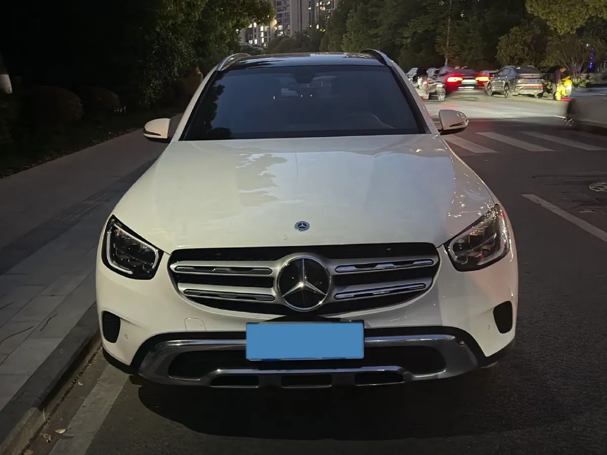 2021 Mercedes-Benz GLC Class 2.0T 197HP L4 9AT,autocango,china used car exporter,china ev exporter,chinese used car exporter,chinese used ev exporter