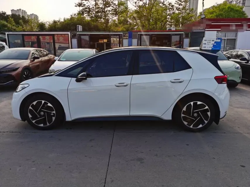 2024 Volkswagen ID.3 BEV 52.8KWH,autocango,china used car exporter,china ev exporter,chinese used car exporter,chinese used ev exporter