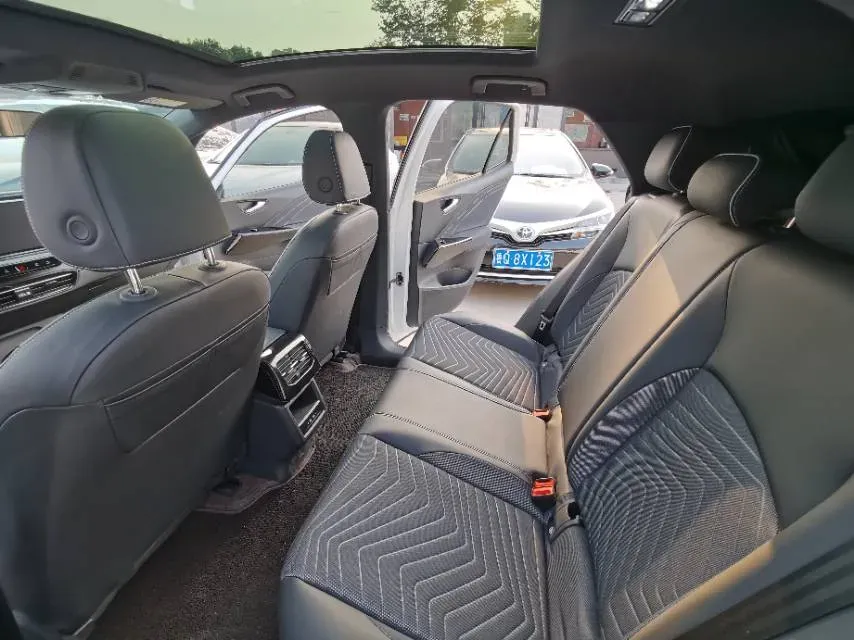 2024 Volkswagen ID.3 BEV 52.8KWH,autocango,china used car exporter,china ev exporter,chinese used car exporter,chinese used ev exporter