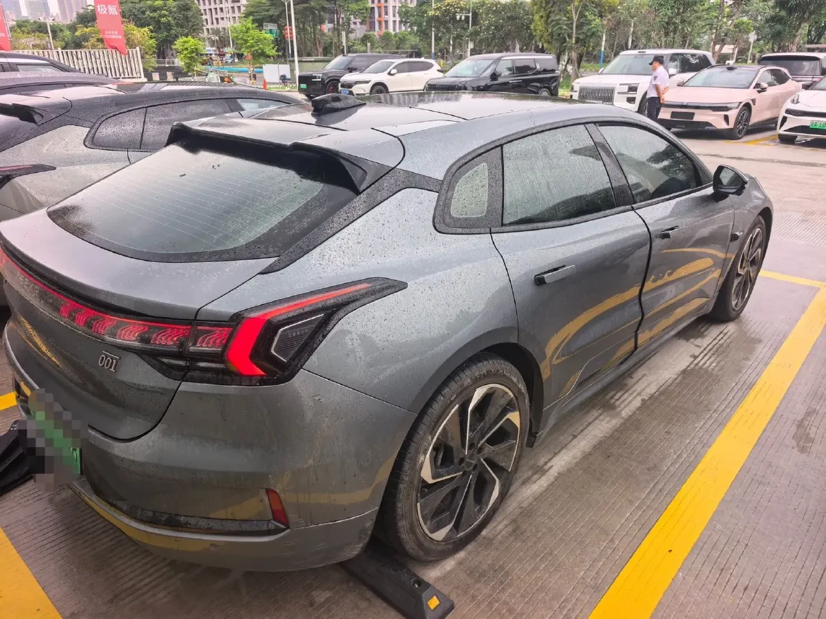 2022 Zeekr 001 BEV 86KWH,autocango,china used car exporter,china ev exporter,chinese used car exporter,chinese used ev exporter