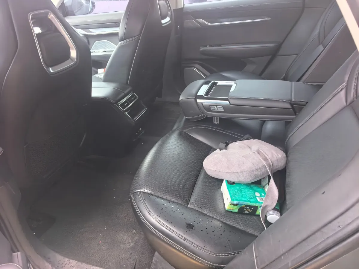 2022 Zeekr 001 BEV 86KWH,autocango,china used car exporter,china ev exporter,chinese used car exporter,chinese used ev exporter