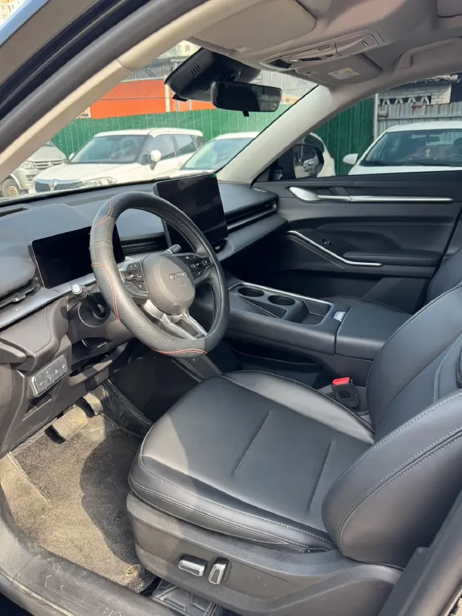 2024 Haval H6 1.5T 184HP L4 7DCT,autocango,china used car exporter,china ev exporter,chinese used car exporter,chinese used ev exporter