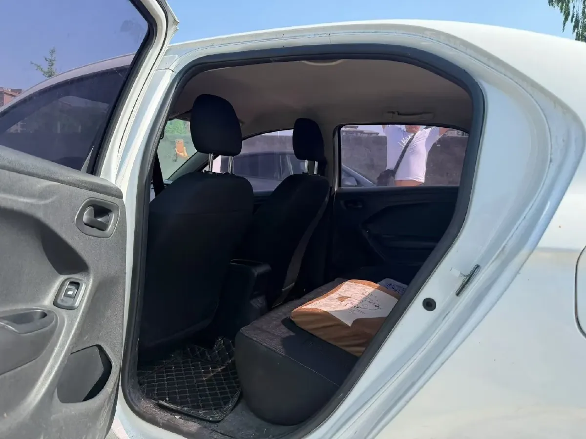 2018 Peugeot 301 1.6L 117HP L4 5MT,autocango,china used car exporter,china ev exporter,chinese used car exporter,chinese used ev exporter