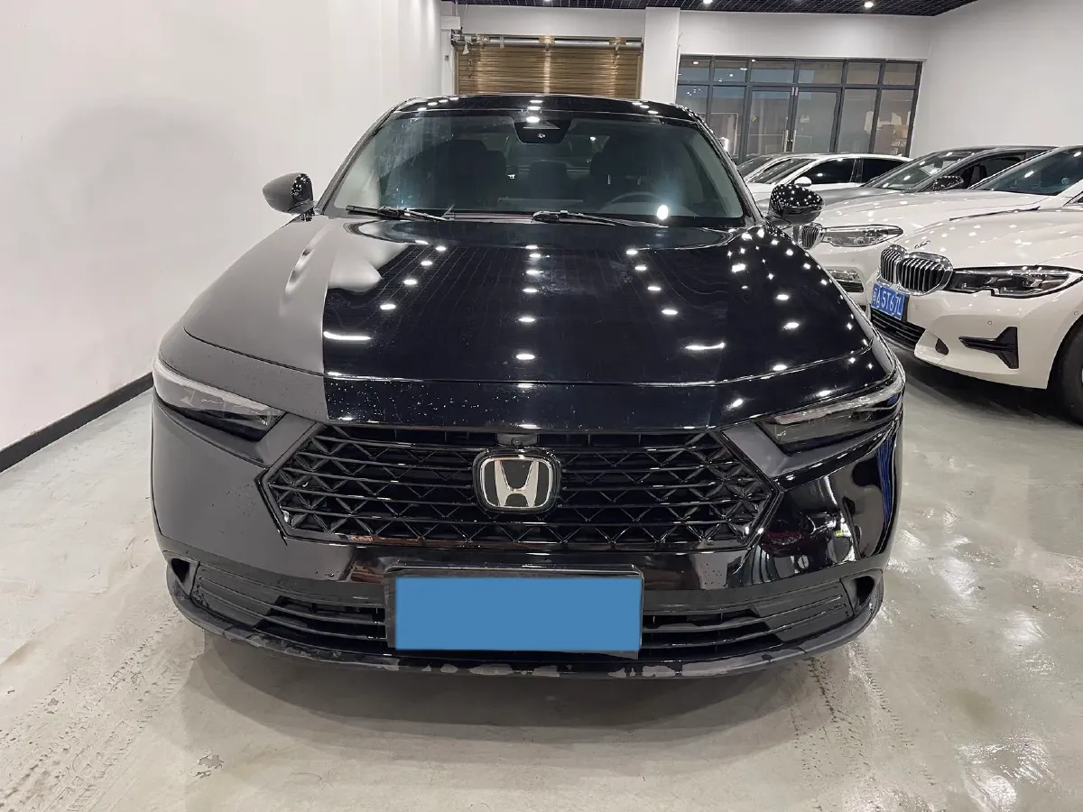 2025 Honda Accord 1.5T 192HP L4 CVT,autocango,china used car exporter,china ev exporter,chinese used car exporter,chinese used ev exporter