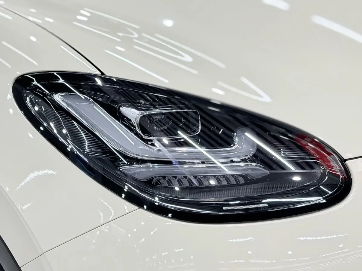 2024 WuLing BinGuo BEV 31.9KWH,autocango,china used car exporter,china ev exporter,chinese used car exporter,chinese used ev exporter