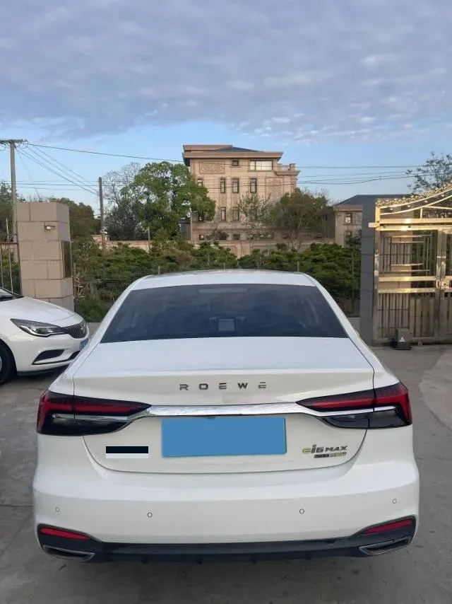 2021 Roewe i6 MAX 1.5T 169HP L4 AMT PHEV,autocango,china used car exporter,china ev exporter,chinese used car exporter,chinese used ev exporter