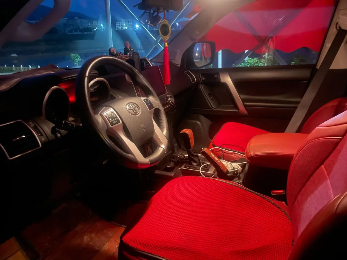 2016 Toyota Land Cruiser Prado 2.7L 163HP L4 6AT,autocango,china used car exporter,china ev exporter,chinese used car exporter,chinese used ev exporter