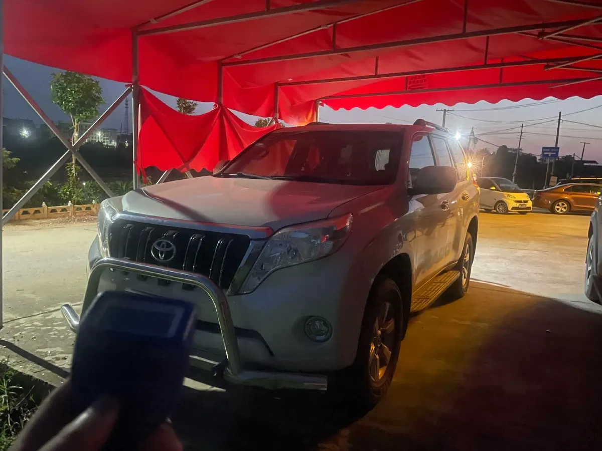 2016 Toyota Land Cruiser Prado 2.7L 163HP L4 6AT,autocango,china used car exporter,china ev exporter,chinese used car exporter,chinese used ev exporter