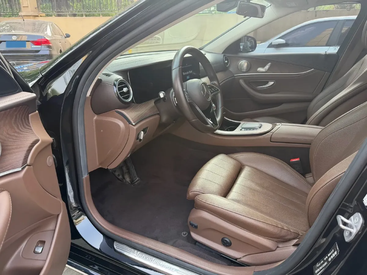 2023 Mercedes-Benz E Class 2.0T 197HP L4 9AT,autocango,china used car exporter,china ev exporter,chinese used car exporter,chinese used ev exporter