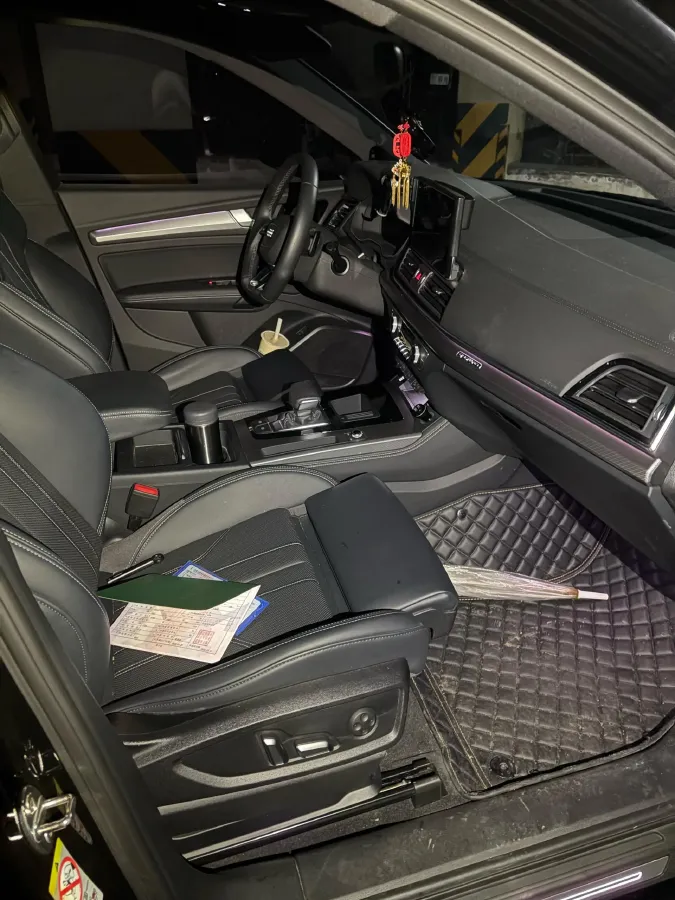 2024 Audi Q5L 2.0T 245HP L4 7DCT,autocango,china used car exporter,china ev exporter,chinese used car exporter,chinese used ev exporter