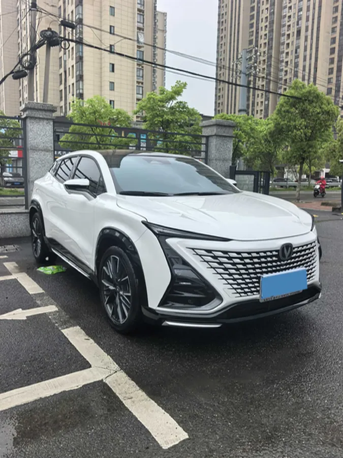 2023 ChangAn UNI-T 1.5T 188HP L4 7DCT,autocango,china used car exporter,china ev exporter,chinese used car exporter,chinese used ev exporter