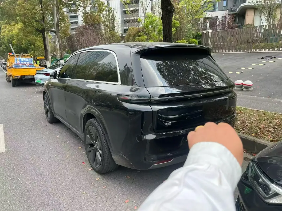 2024 Toyota Granvia 2.5L 189HP L4 E-CVT Hybrid,autocango,china used car exporter,china ev exporter,chinese used car exporter,chinese used ev exporter