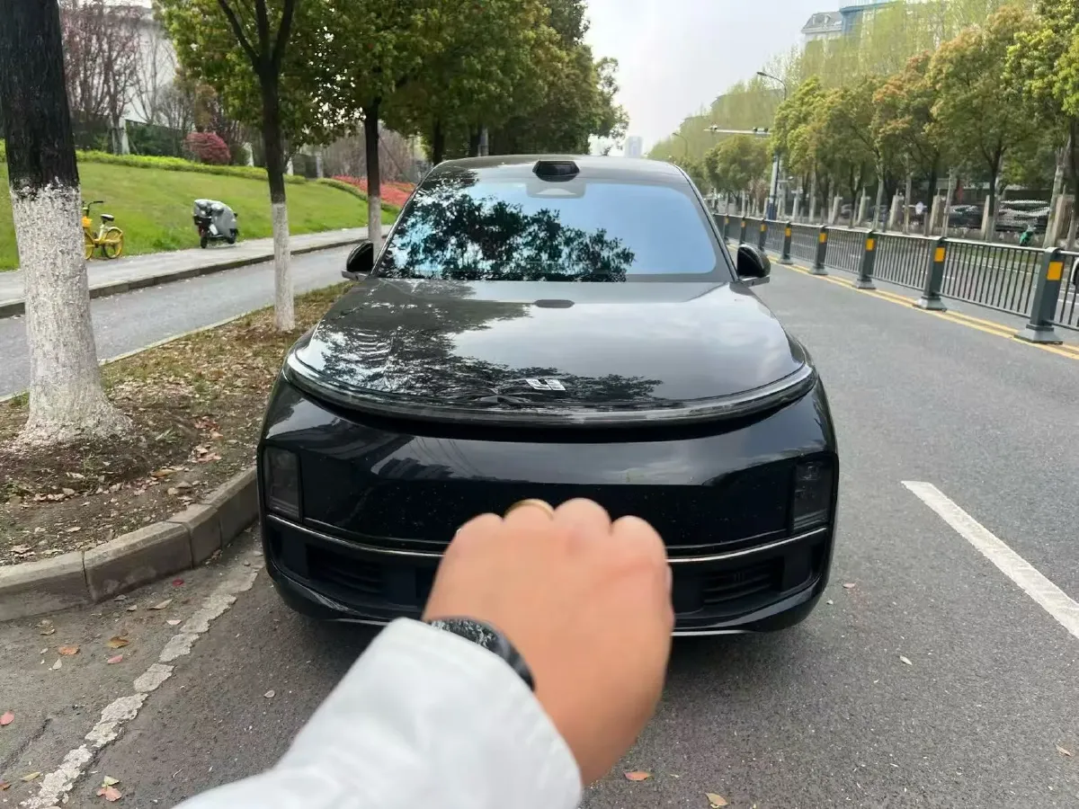 2024 Toyota Granvia 2.5L 189HP L4 E-CVT Hybrid,autocango,china used car exporter,china ev exporter,chinese used car exporter,chinese used ev exporter