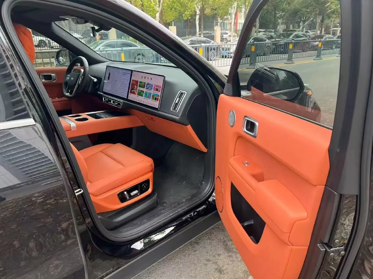 2024 Toyota Granvia 2.5L 189HP L4 E-CVT Hybrid,autocango,china used car exporter,china ev exporter,chinese used car exporter,chinese used ev exporter