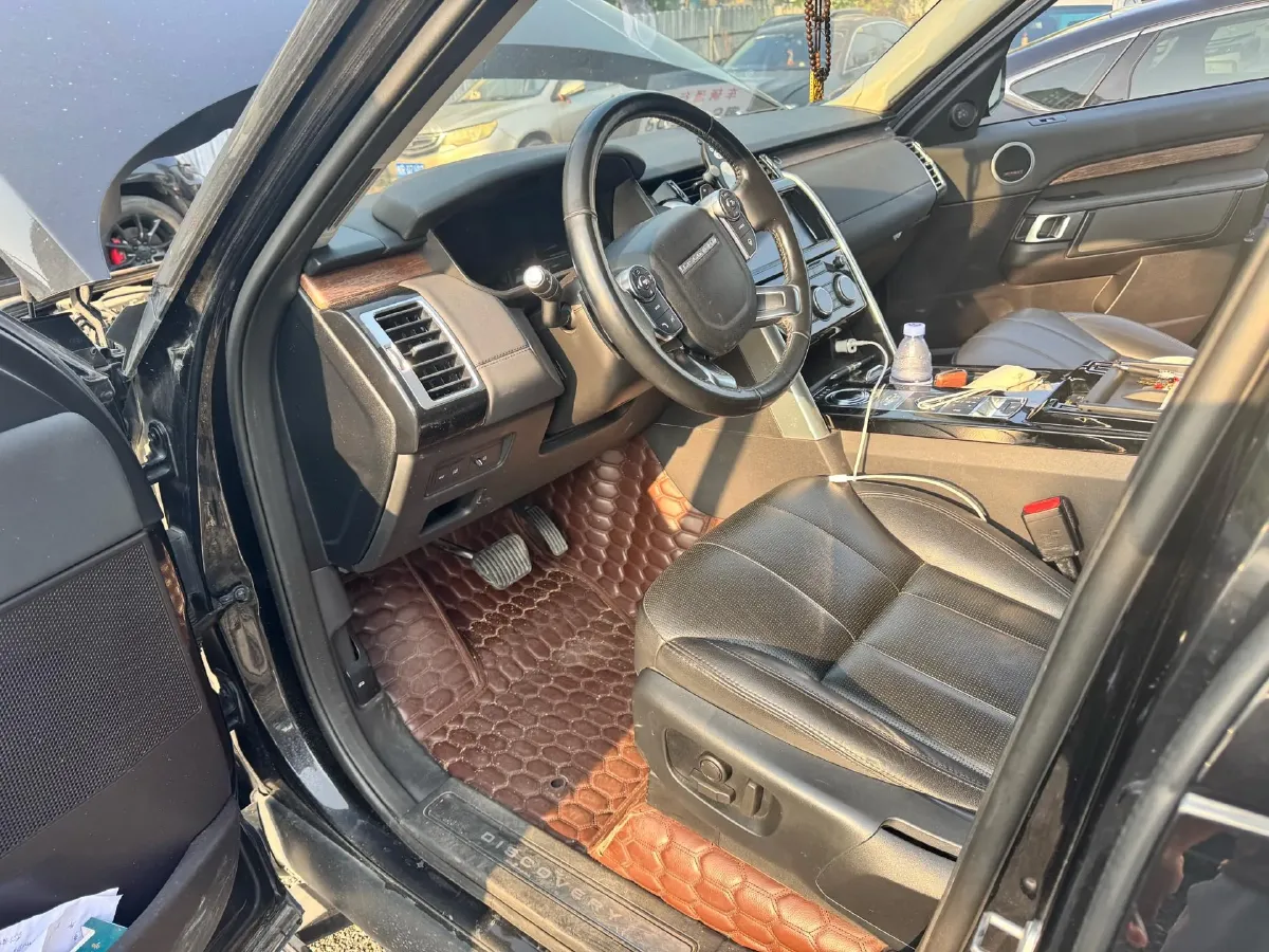 2018 Land Rover Discovery 3.0T 340HP V6 8AT,autocango,china used car exporter,china ev exporter,chinese used car exporter,chinese used ev exporter