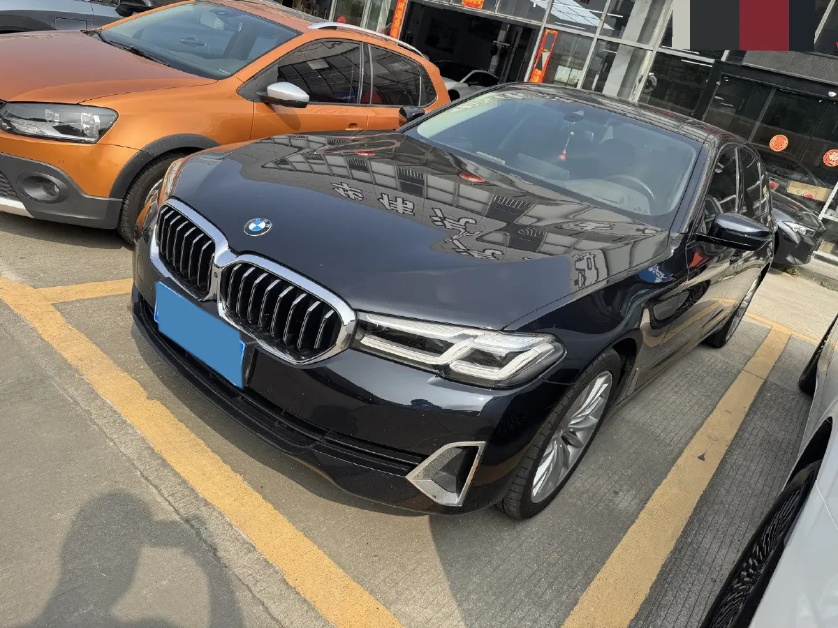 2021 BMW 5 Series 2.0T 252HP L4 8AT,autocango,china used car exporter,china ev exporter,chinese used car exporter,chinese used ev exporter