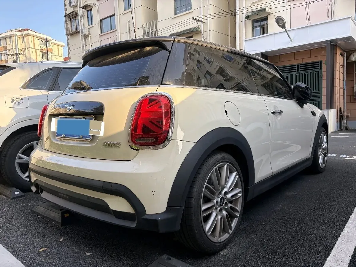 2022 MINI MINI 1.5T 136HP L3 7DCT,autocango,china used car exporter,china ev exporter,chinese used car exporter,chinese used ev exporter