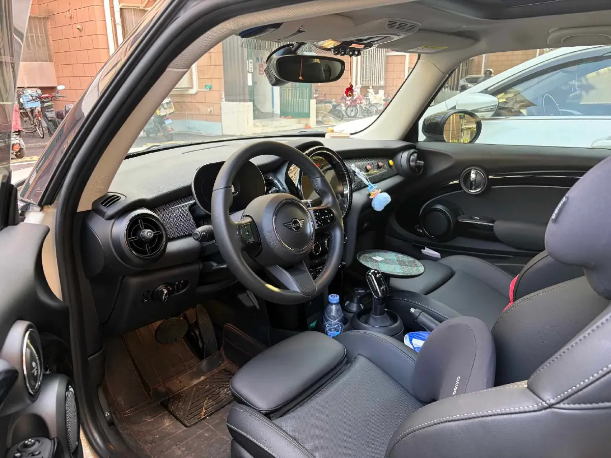 2022 MINI MINI 1.5T 136HP L3 7DCT,autocango,china used car exporter,china ev exporter,chinese used car exporter,chinese used ev exporter