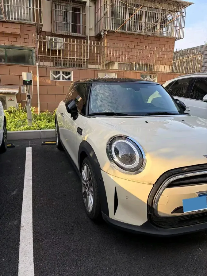 2022 MINI MINI 1.5T 136HP L3 7DCT,autocango,china used car exporter,china ev exporter,chinese used car exporter,chinese used ev exporter