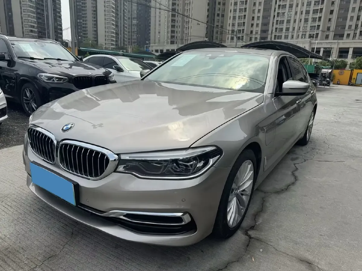 2020 BMW 5 Series 2.0T 184HP L4 8AT PHEV 17.7KWH,autocango,china used car exporter,china ev exporter,chinese used car exporter,chinese used ev exporter