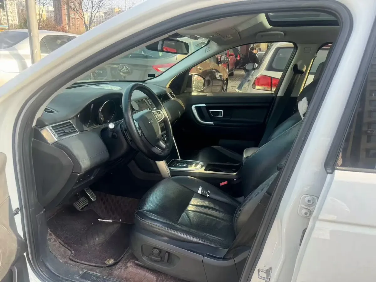 2018 Land Rover Discovery Sport 2.0T 241HP L4 9AT,autocango,china used car exporter,china ev exporter,chinese used car exporter,chinese used ev exporter